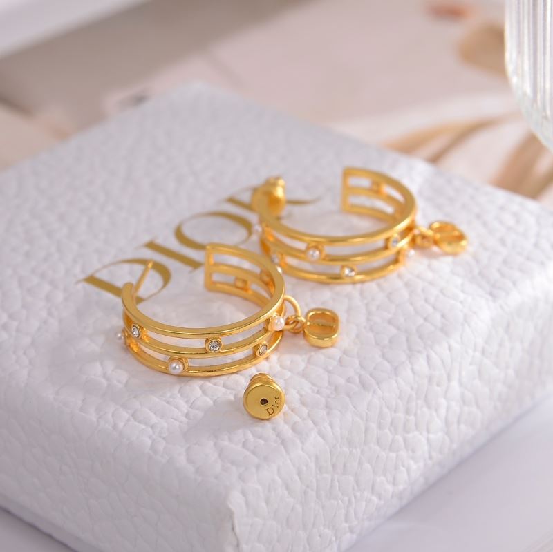 chr1st1an D10r earrings